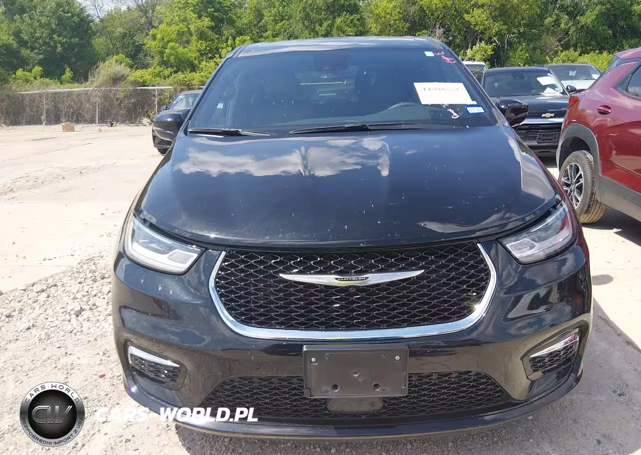 2025 Chrysler Pacifica Select VIN:2C4RC1BG9SR570473 - 12