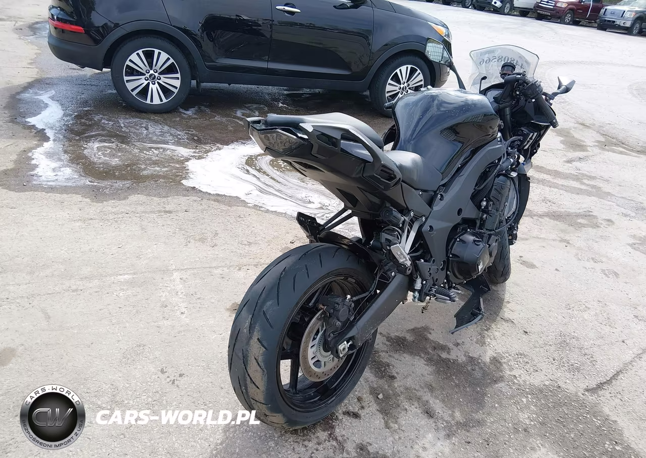 2025 Kawasaki Zx1100 H VIN:JKAZXBH12SA001735 - 4