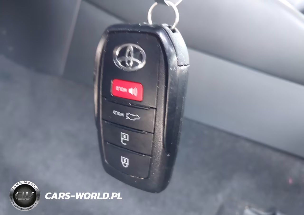 2026 Toyota Corolla Hybrid Hybrid Le VIN:JTDBCMFE5T3116985 - 11