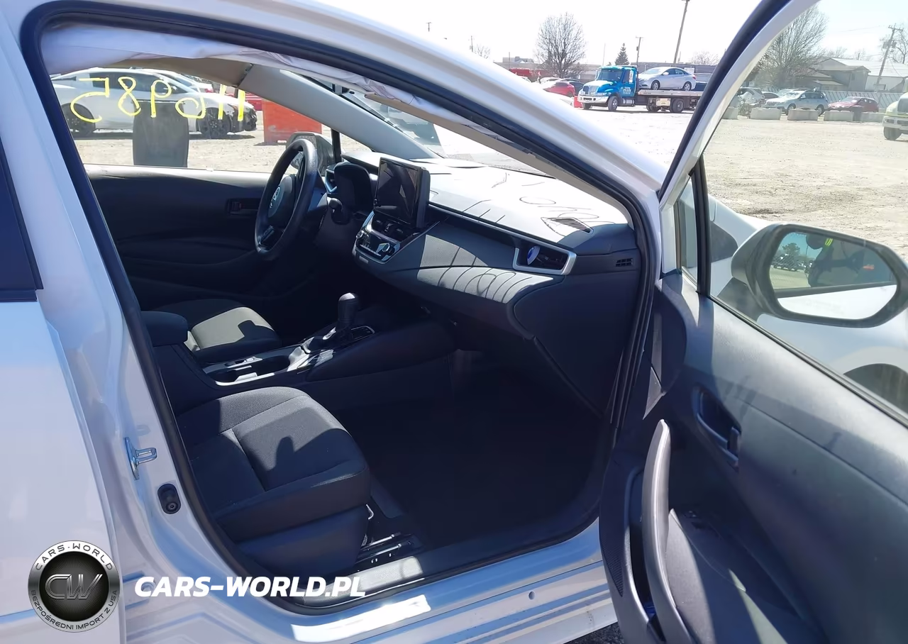 2026 Toyota Corolla Hybrid Hybrid Le VIN:JTDBCMFE5T3116985 - 5