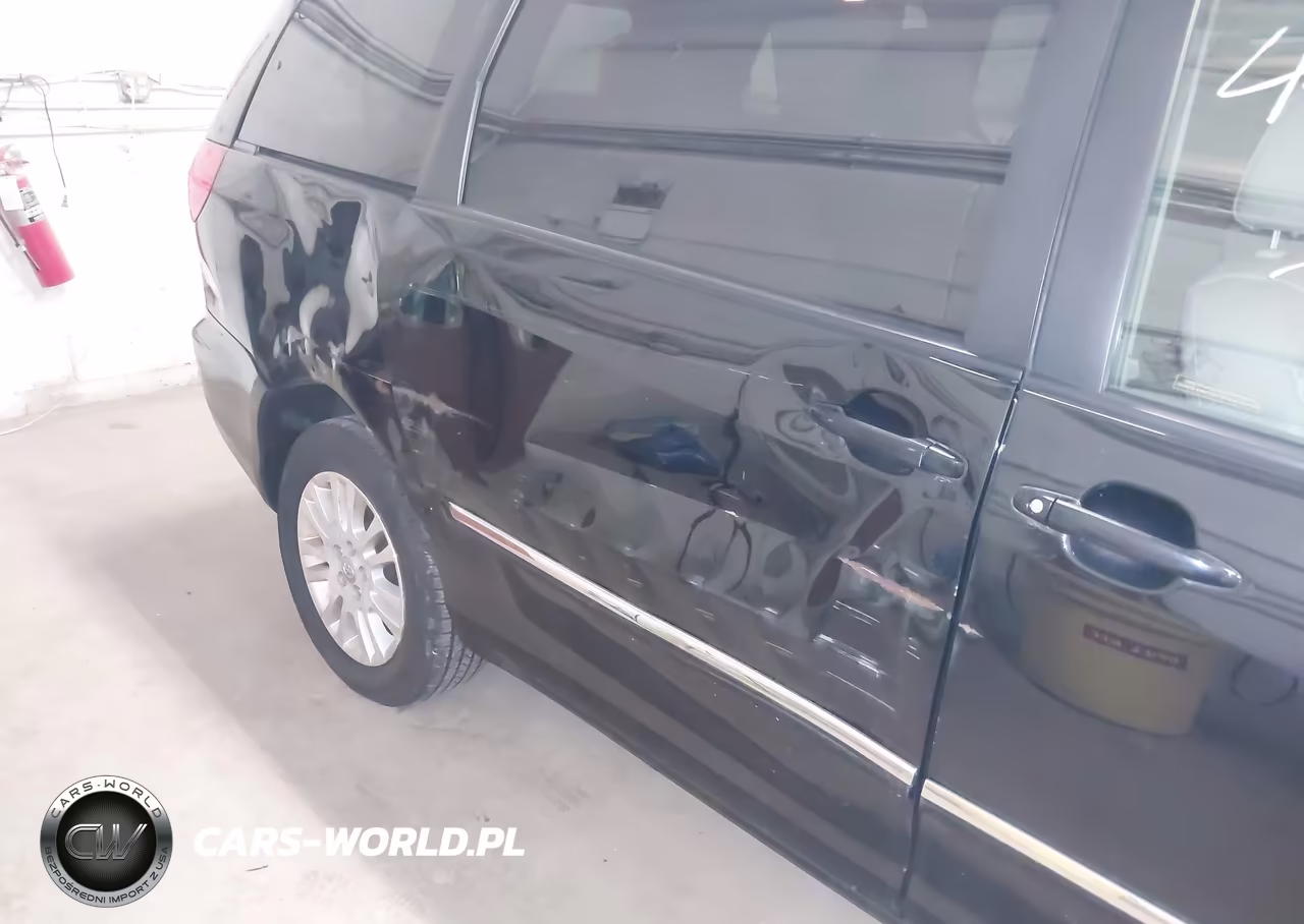 2010 Toyota Sienna Limited VIN:5TDDK4CC9AS034039 - 6