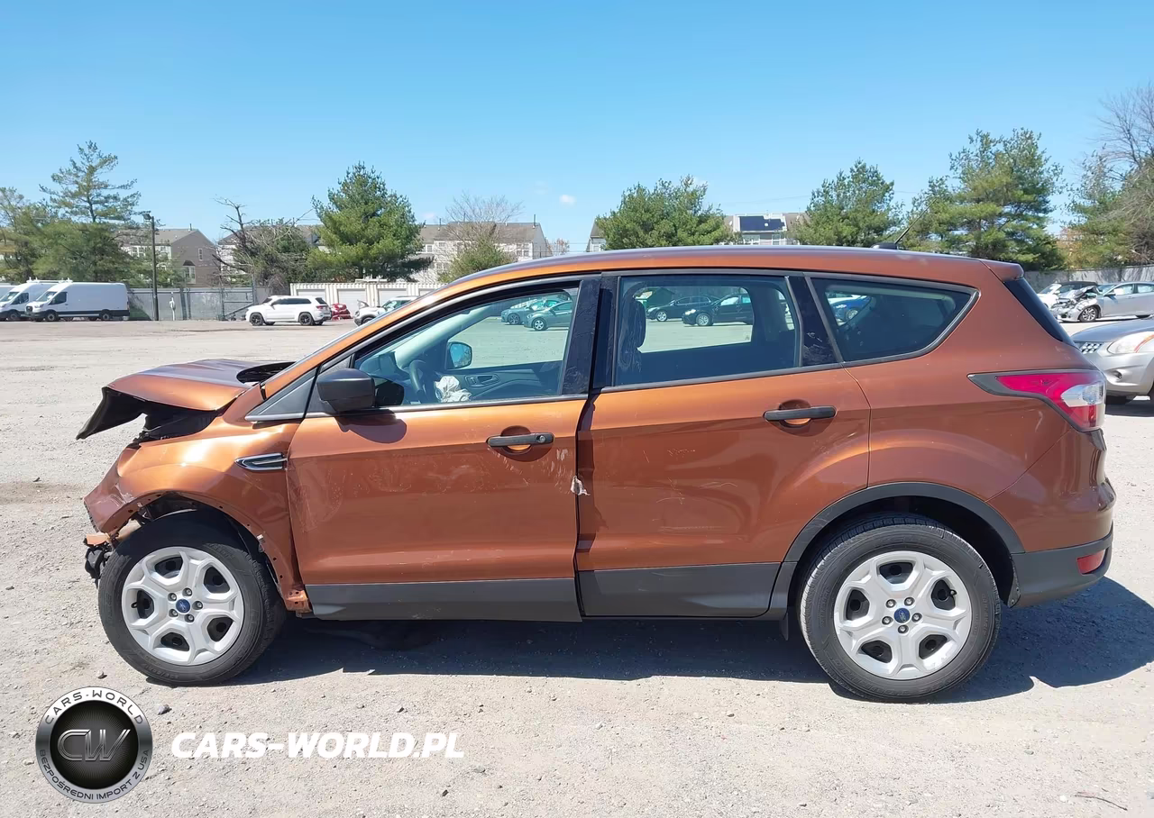 2017 Ford Escape S VIN:1FMCU0F71HUB34649 - 15