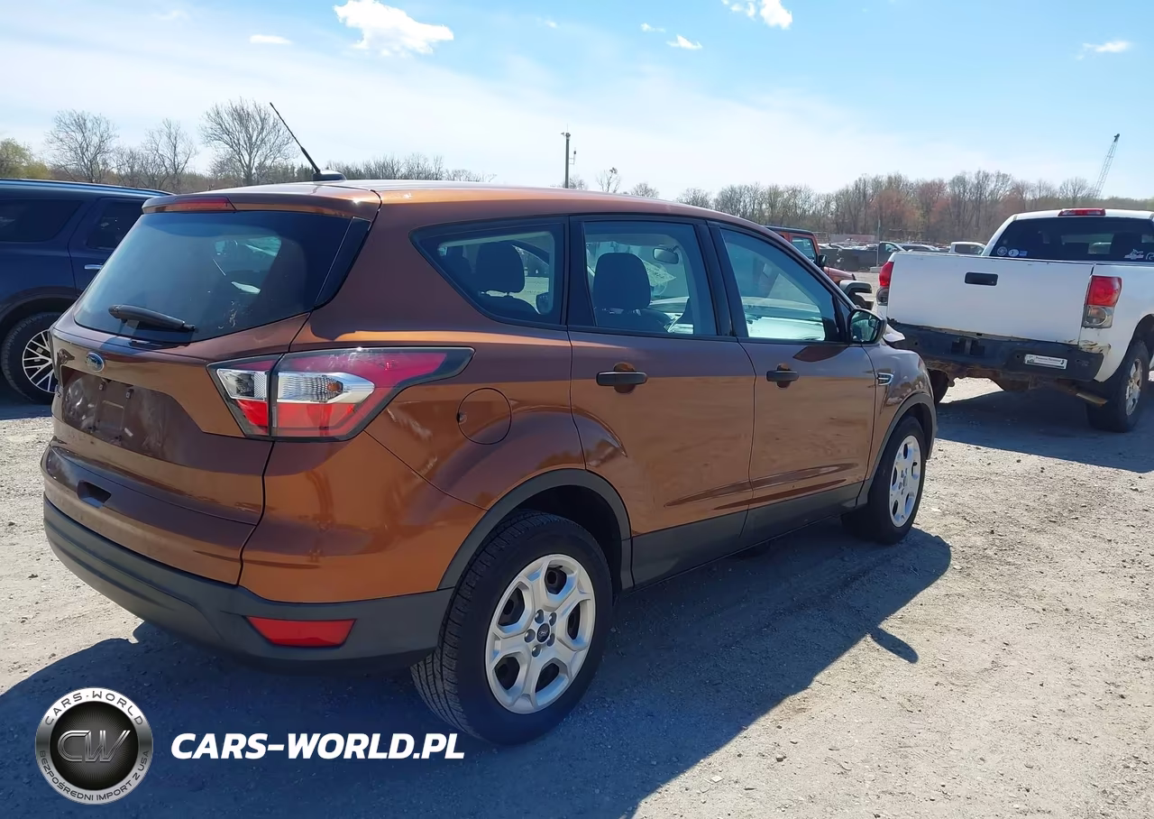 2017 Ford Escape S VIN:1FMCU0F71HUB34649 - 4