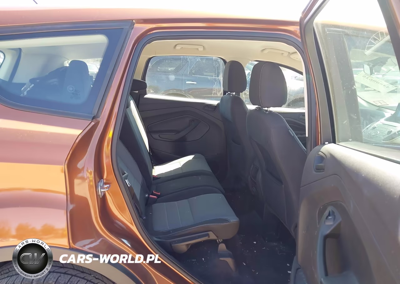 2017 Ford Escape S VIN:1FMCU0F71HUB34649 - 8