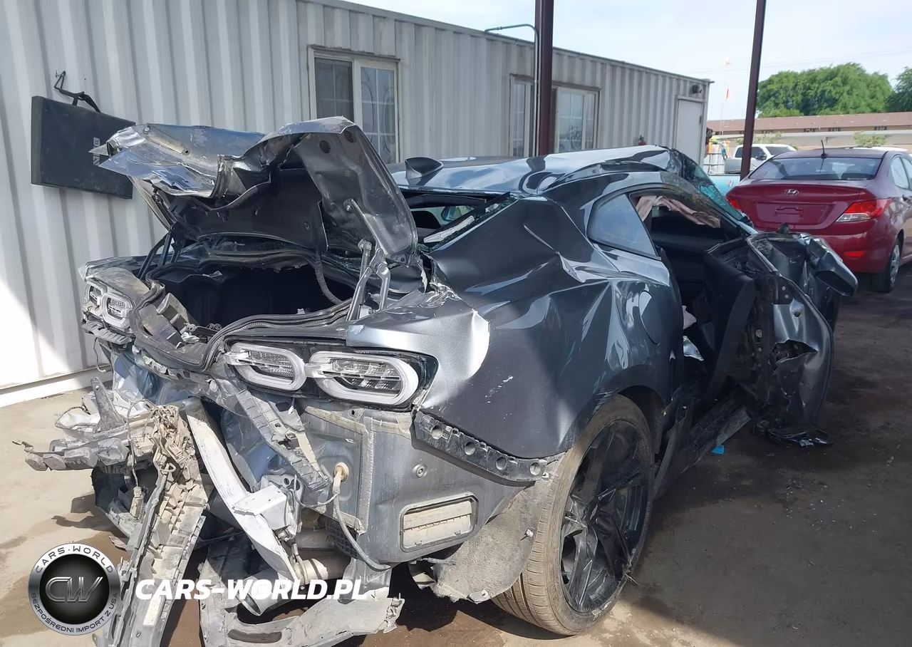 2019 Chevrolet Camaro 1Lt VIN:1G1FB1RS5K0159185 - 4