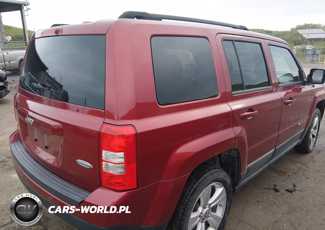 2011 Jeep Patriot Sport VIN:1J4NF1GB2BD122463 - 4