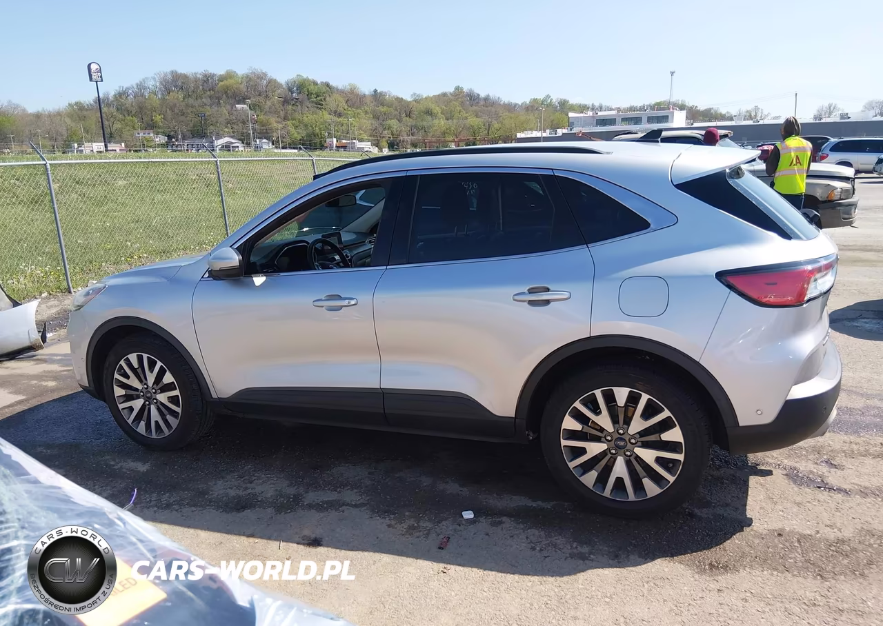 2020 Ford Escape Titanium VIN:1FMCU9J94LUB20251 - 14