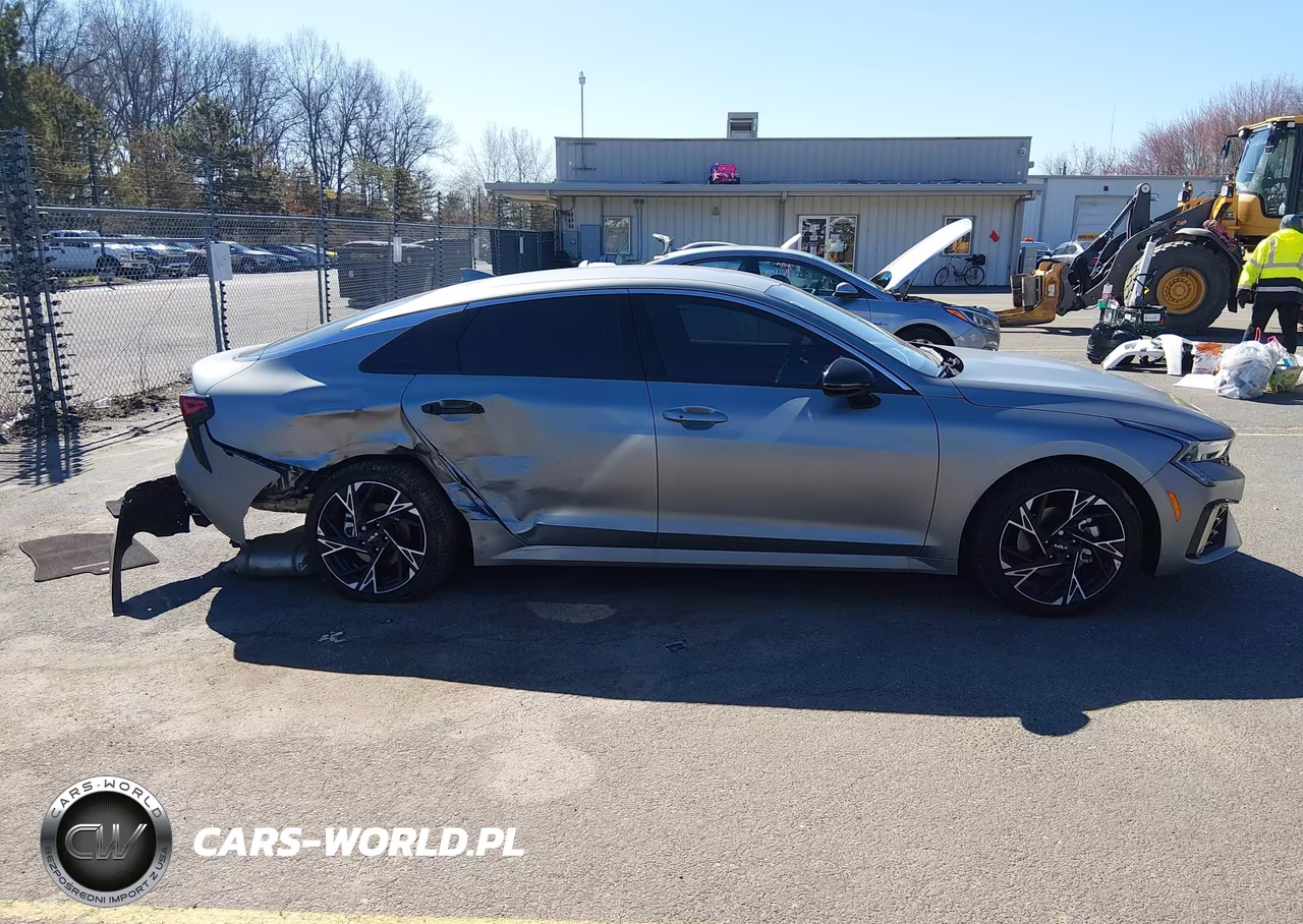 2026 Kia K5 Gt-Line Awd VIN:KNAG64J78T5415247 - 13