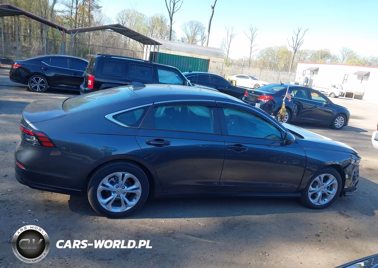 2025 Honda Accord Lx VIN:1HGCY1F27SA012875 - 13