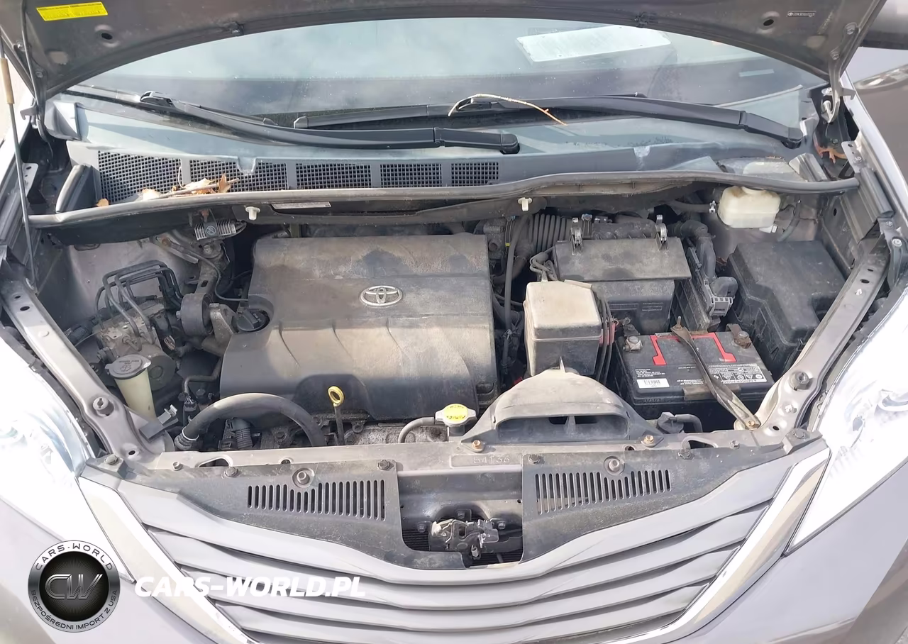 2013 Toyota Sienna Xle V6 8 Passenger VIN:5TDYK3DCXDS332520 - 10