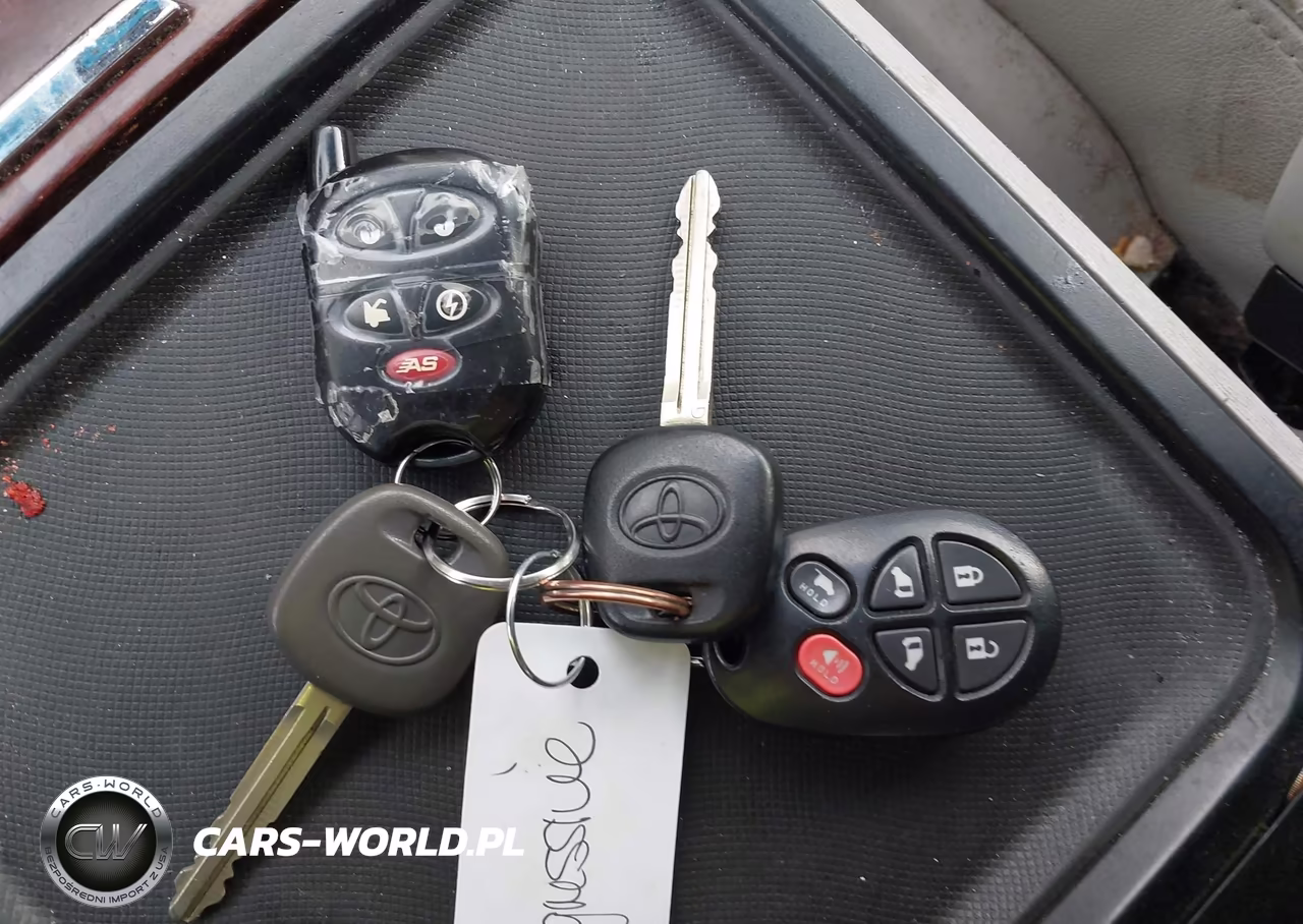 2013 Toyota Sienna Xle V6 8 Passenger VIN:5TDYK3DCXDS332520 - 11