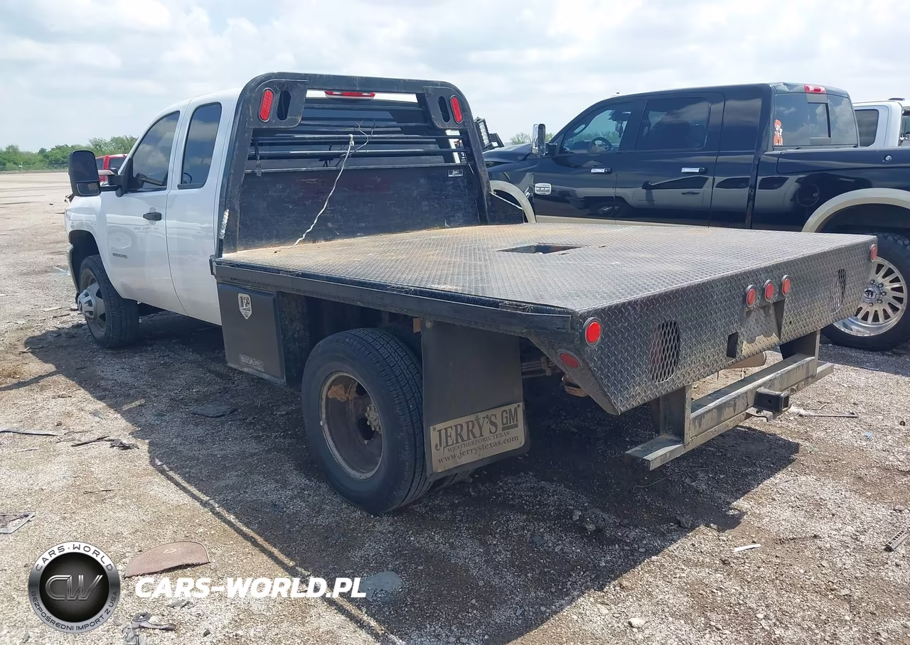 2013 Chevrolet Silverado 3500Hd Work Truck VIN:1GB5KZC87DZ211949 - 3