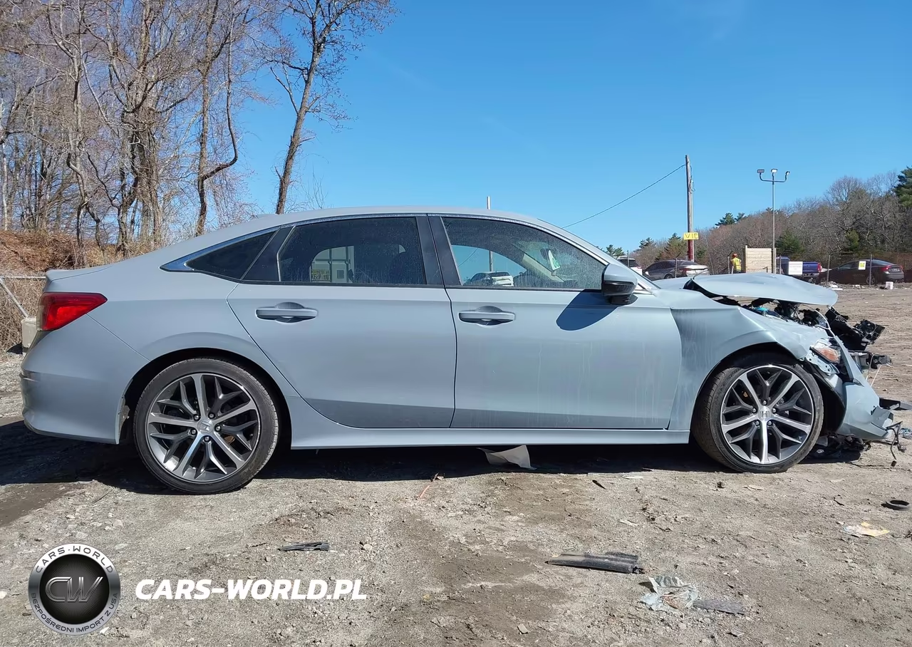 2024 Honda Civic Touring VIN:2HGFE1F9XRH319424 - 12