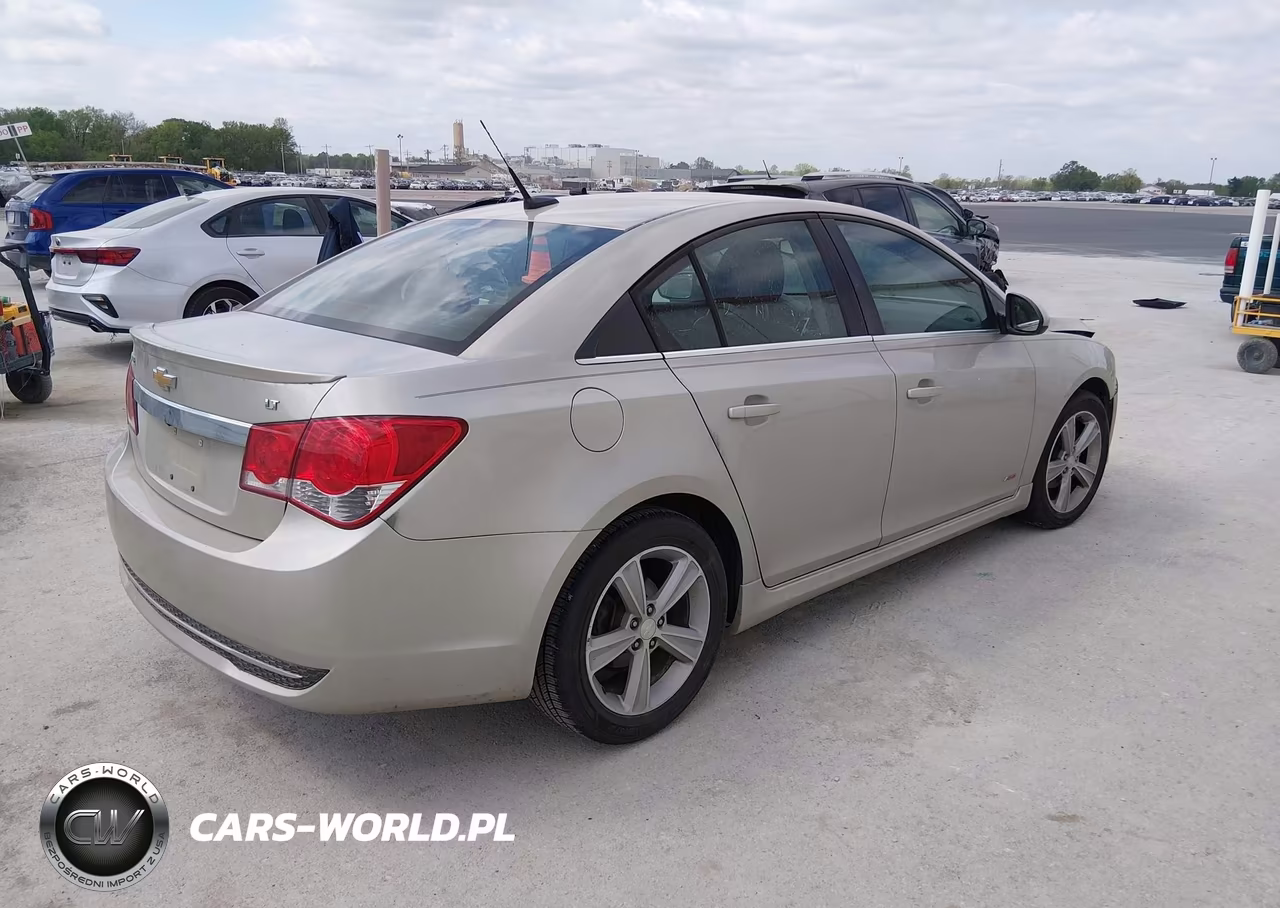 2014 Chevrolet Cruze 2Lt Auto VIN:1G1PE5SB6E7255092 - 4