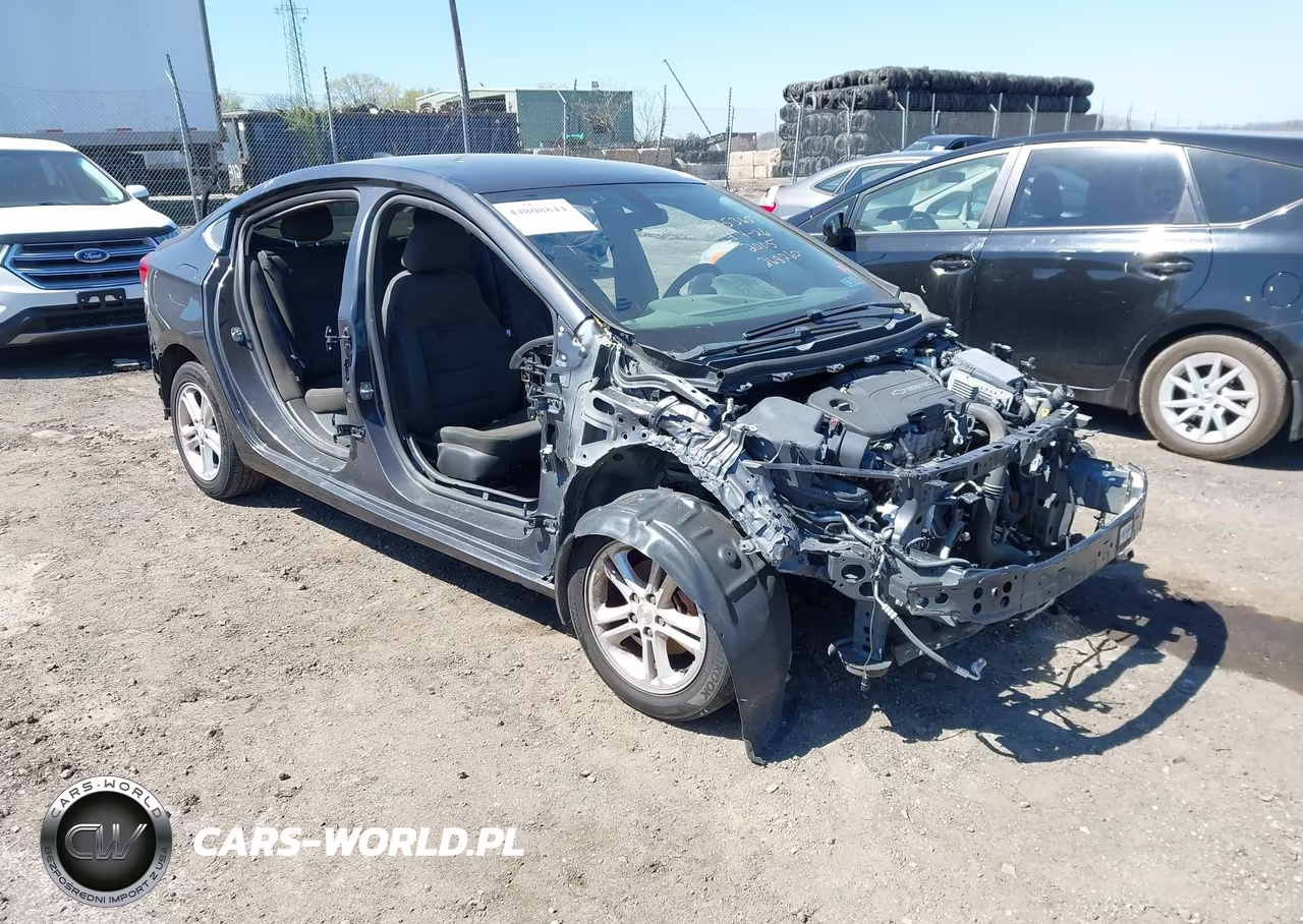 2016 Chevrolet Cruze Lt Auto – zdjęcie 1 z 14