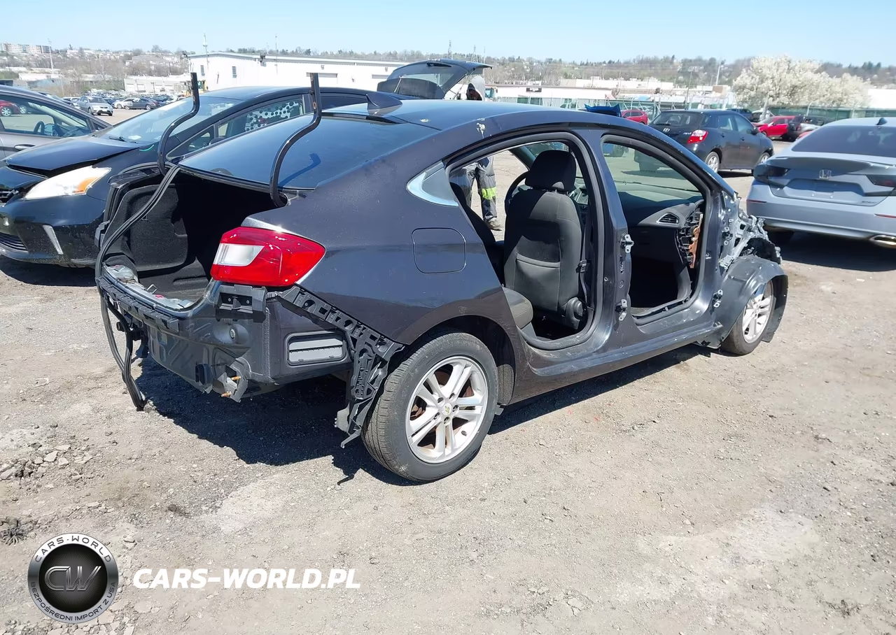 2016 Chevrolet Cruze Lt Auto VIN:1G1BE5SM2G7268260 - 4