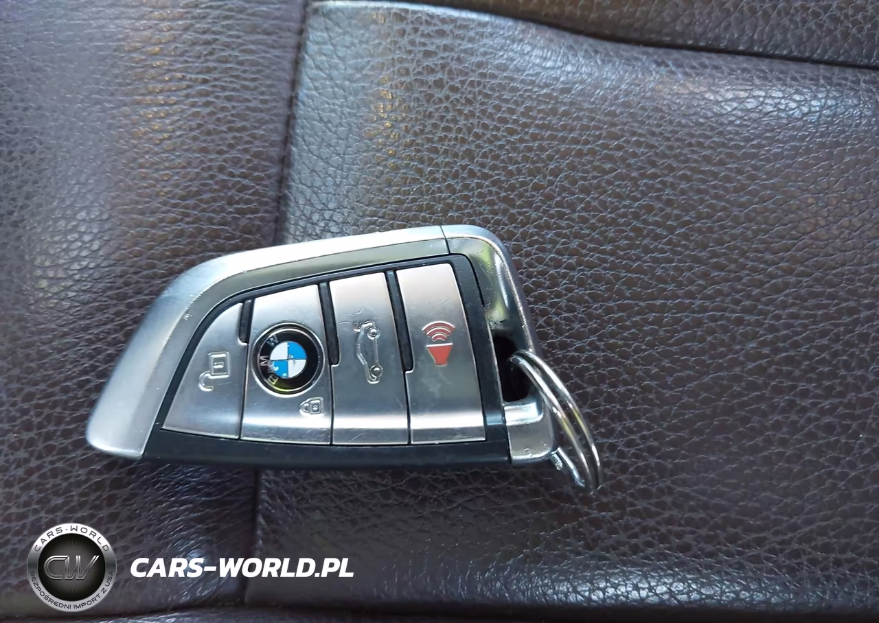 2017 BMW X5 xDrive35I VIN:5UXKR0C53H0V65553 - 11