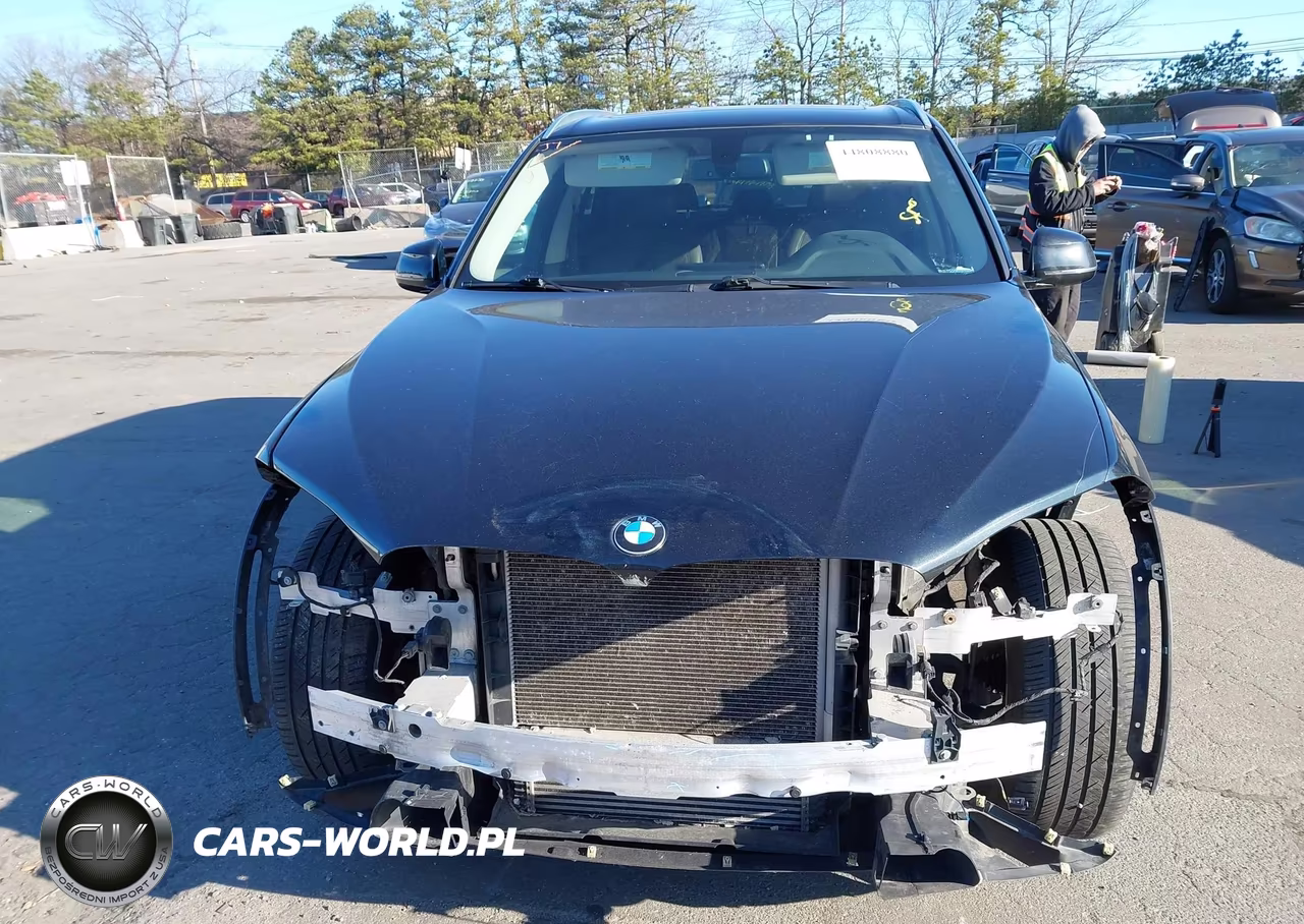 2017 BMW X5 xDrive35I VIN:5UXKR0C53H0V65553 - 13