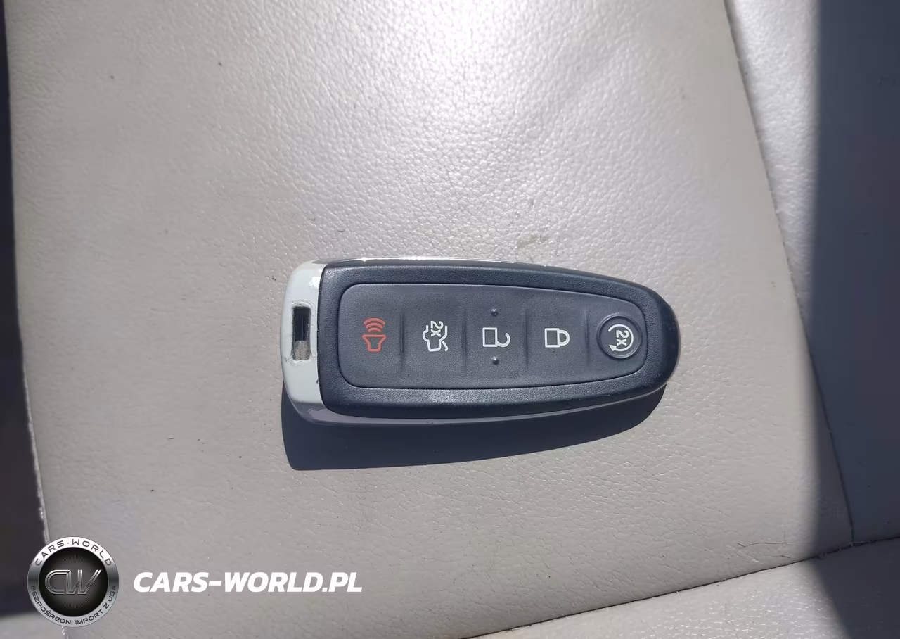 2014 Ford C-Max Energi Sel VIN:1FADP5CU5EL518805 - 11