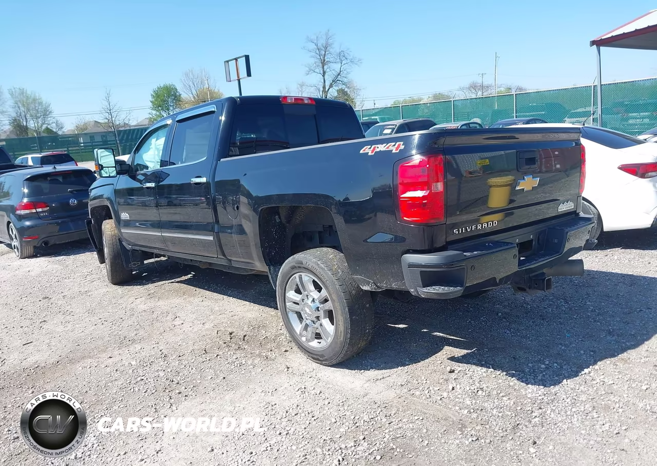 2015 Chevrolet Silverado 2500Hd High Country VIN:1GC1KXE87FF518893 - 3
