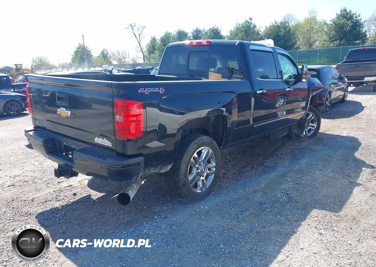 2015 Chevrolet Silverado 2500Hd High Country VIN:1GC1KXE87FF518893 - 4