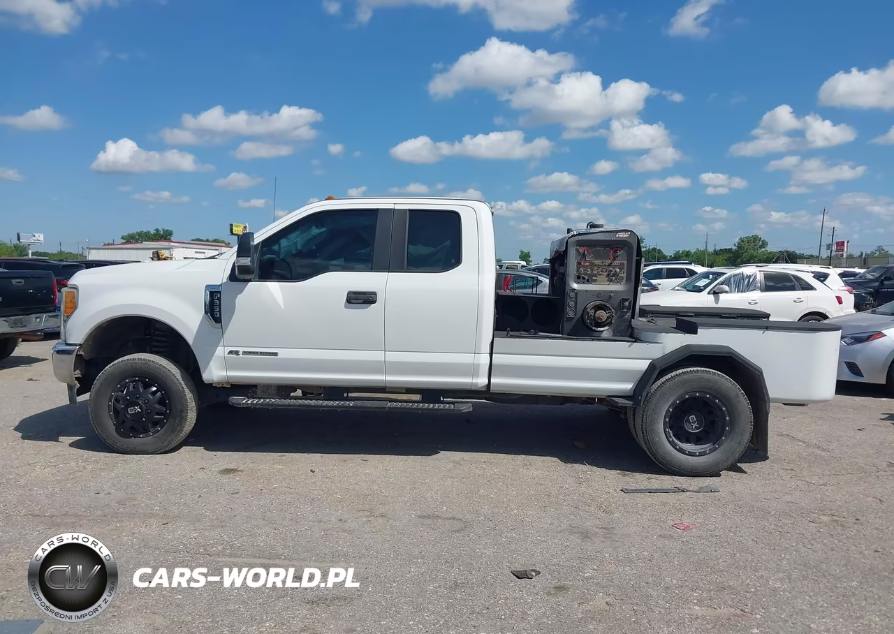2017 Ford F-350 Xl VIN:1FT8X3DT1HEE13886 - 14