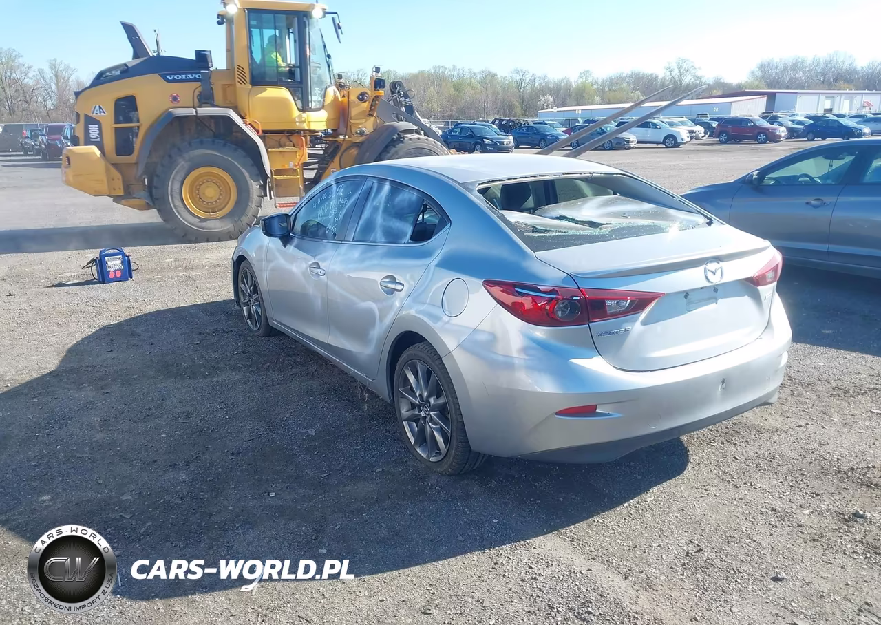 2018 Mazda Mazda3 Touring VIN:3MZBN1V37JM205863 - 3