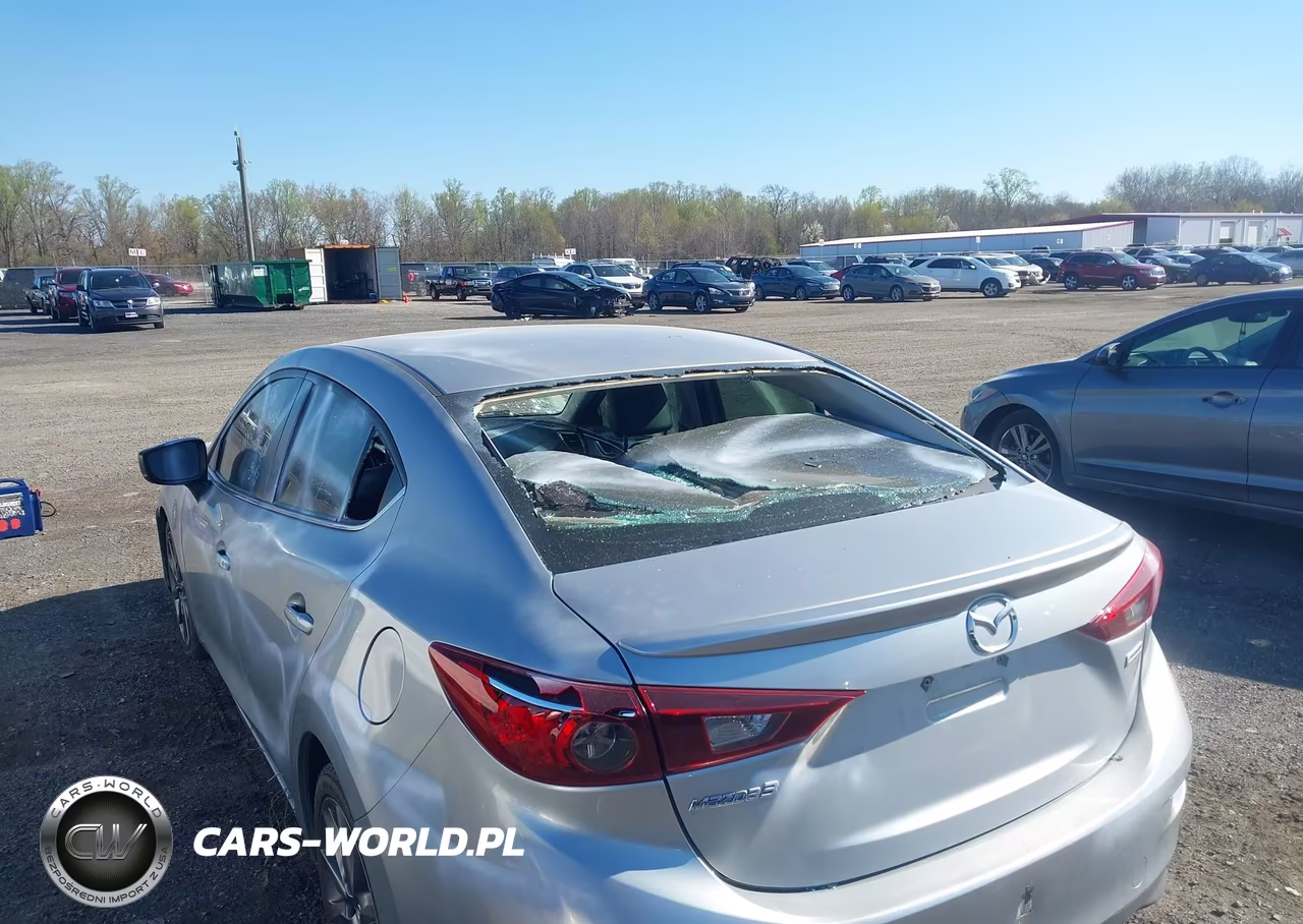 2018 Mazda Mazda3 Touring VIN:3MZBN1V37JM205863 - 6
