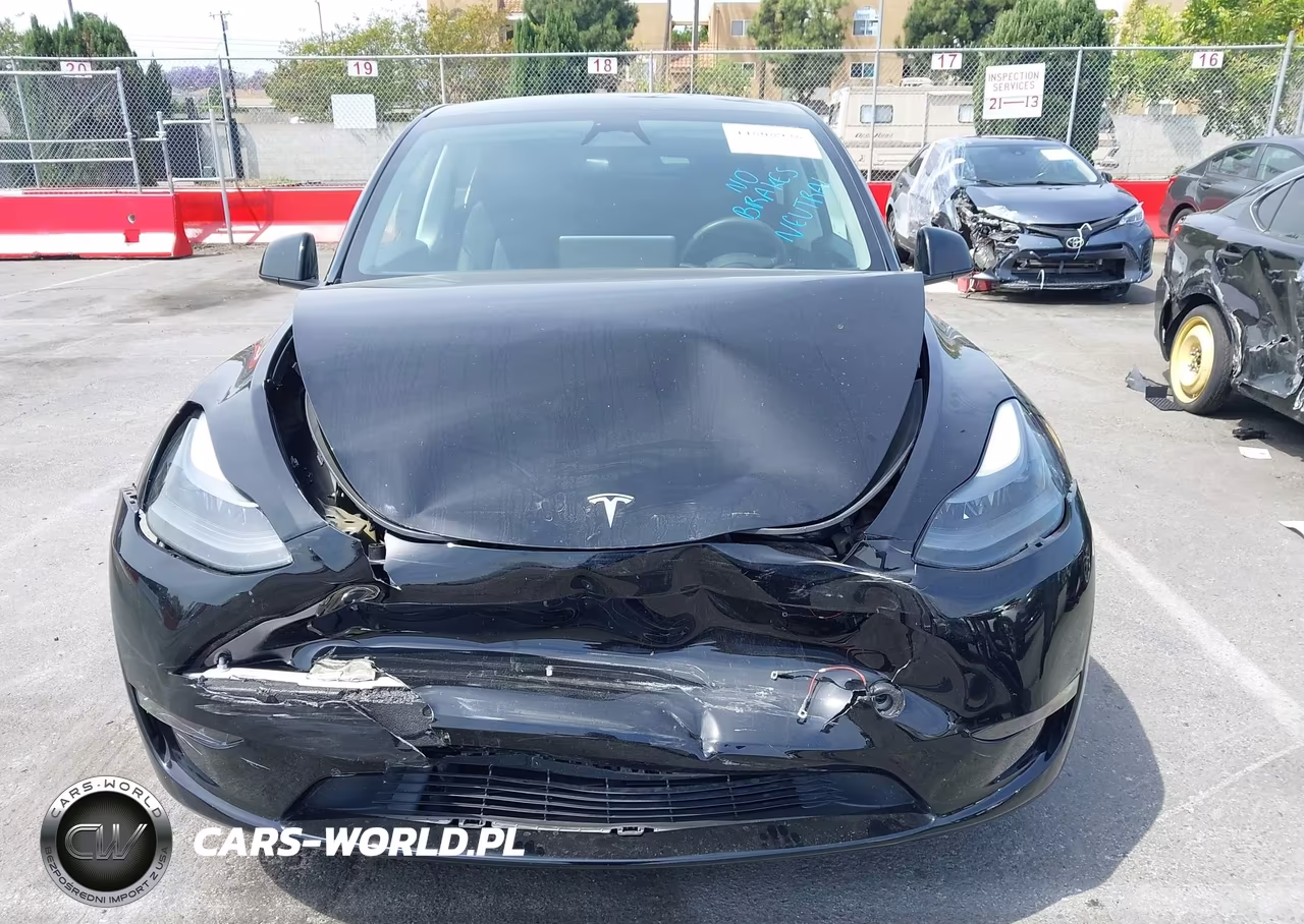 2024 Tesla Model Y Long Range Single Motor Rear-Wheel Drive-Rwd VIN:7SAYGDED2RF054631 - 12