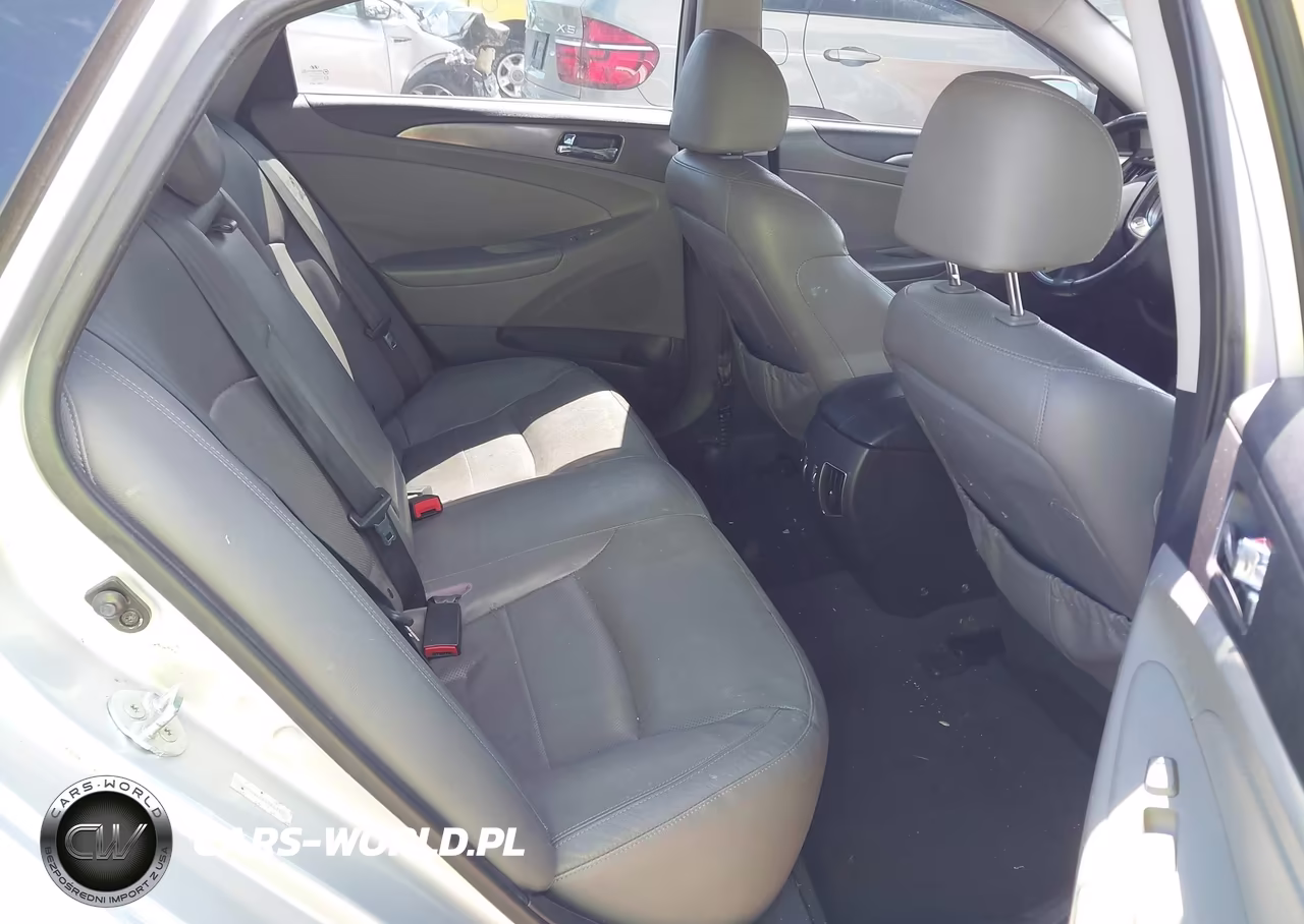 2012 Hyundai Sonata Hybrid VIN:KMHEC4A46CA044732 - 8