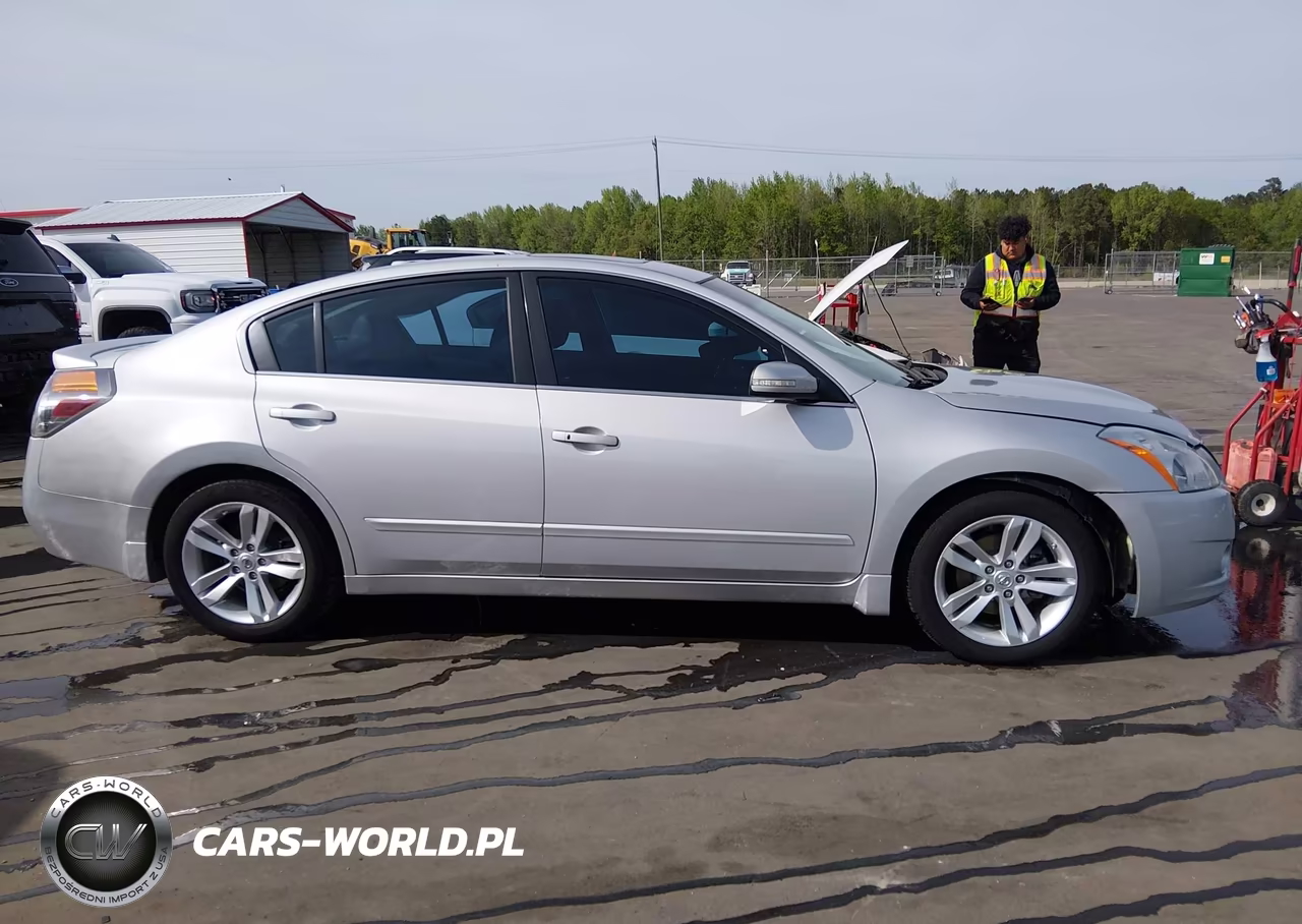 2011 Nissan Altima 3.5 Sr VIN:1N4BL2AP2BN450994 - 13