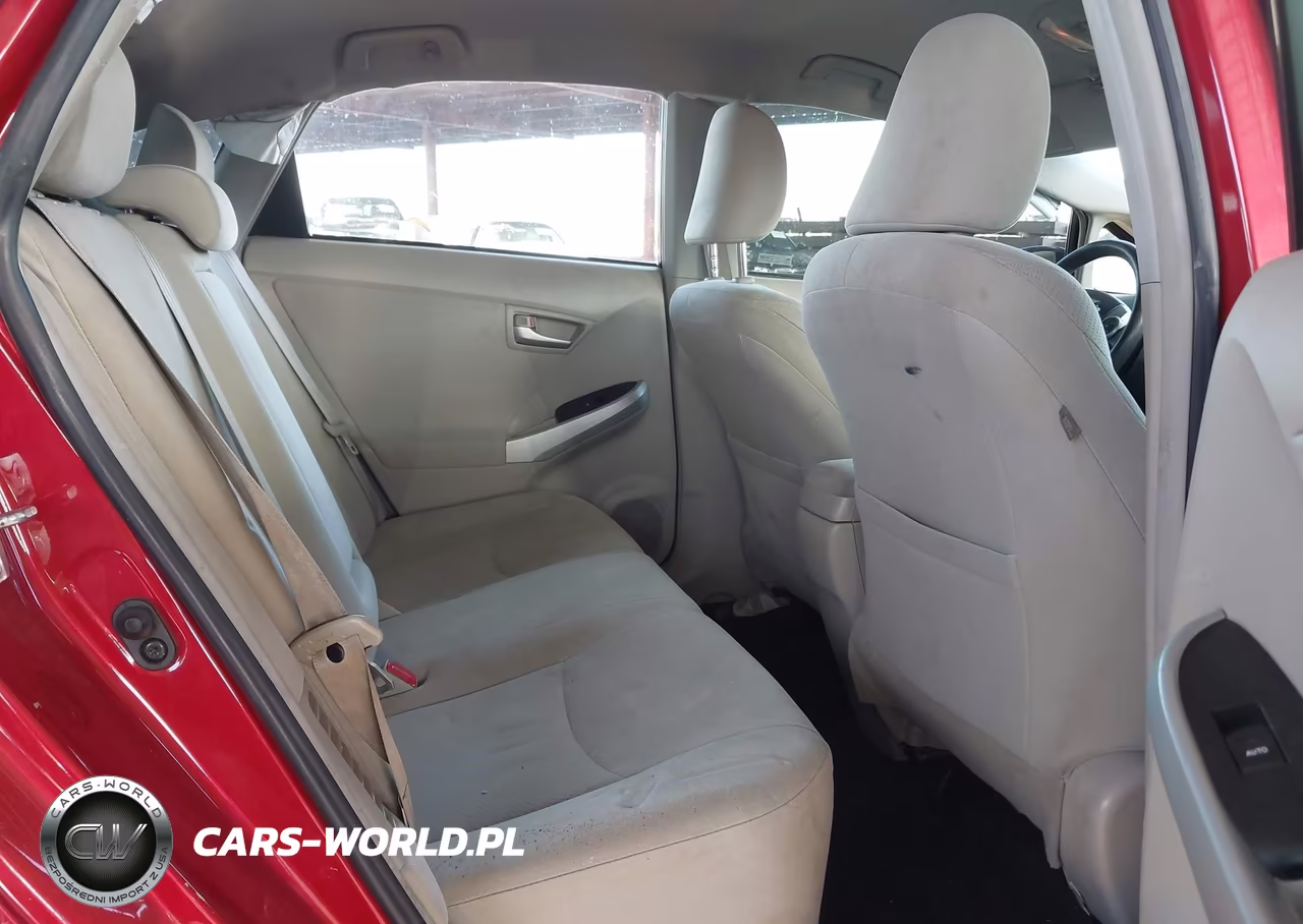 2015 Toyota Prius Three VIN:JTDKN3DU4F0432897 - 8