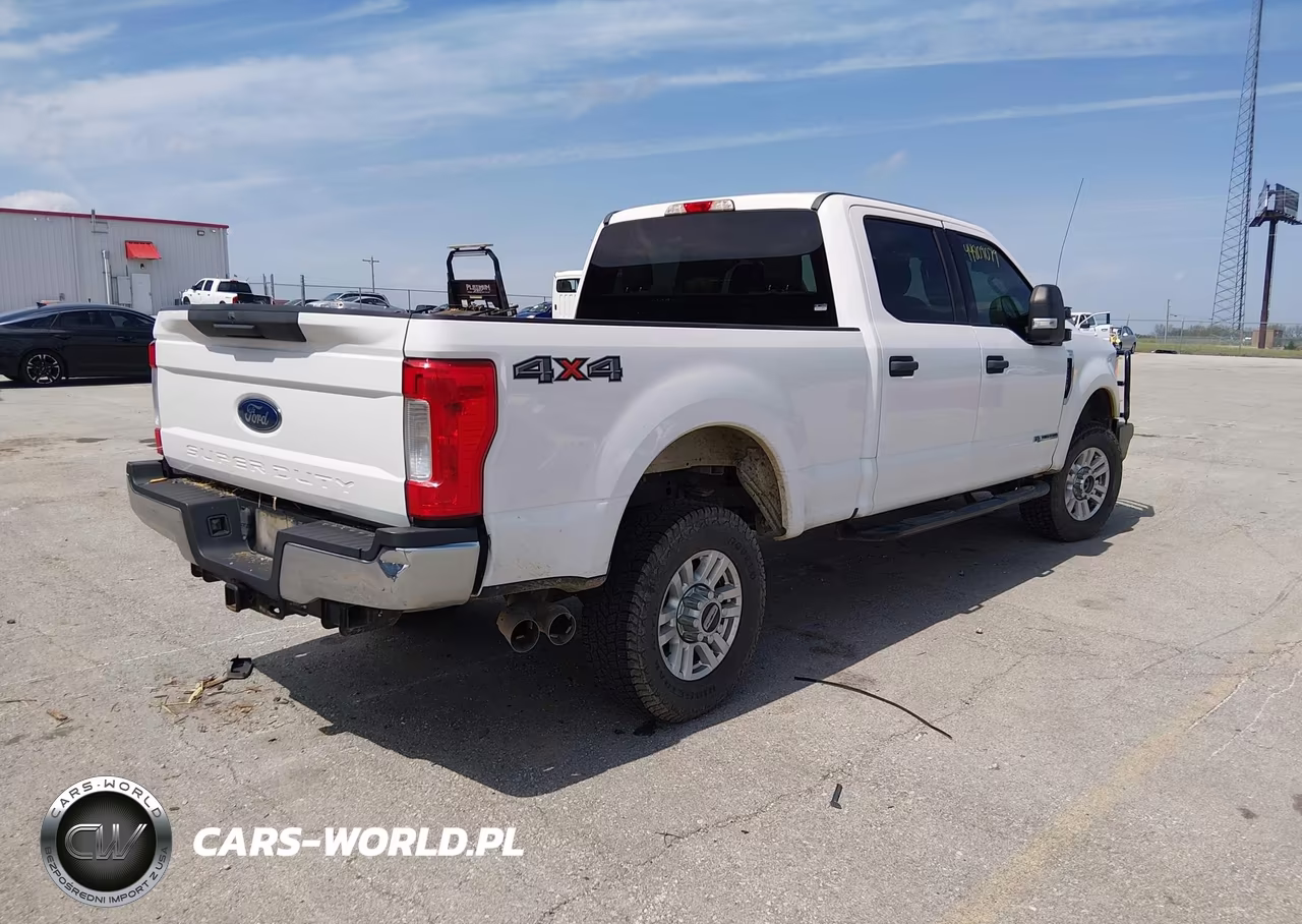 2019 Ford F-350 Xlt VIN:1FT8W3BT0KED75788 - 4
