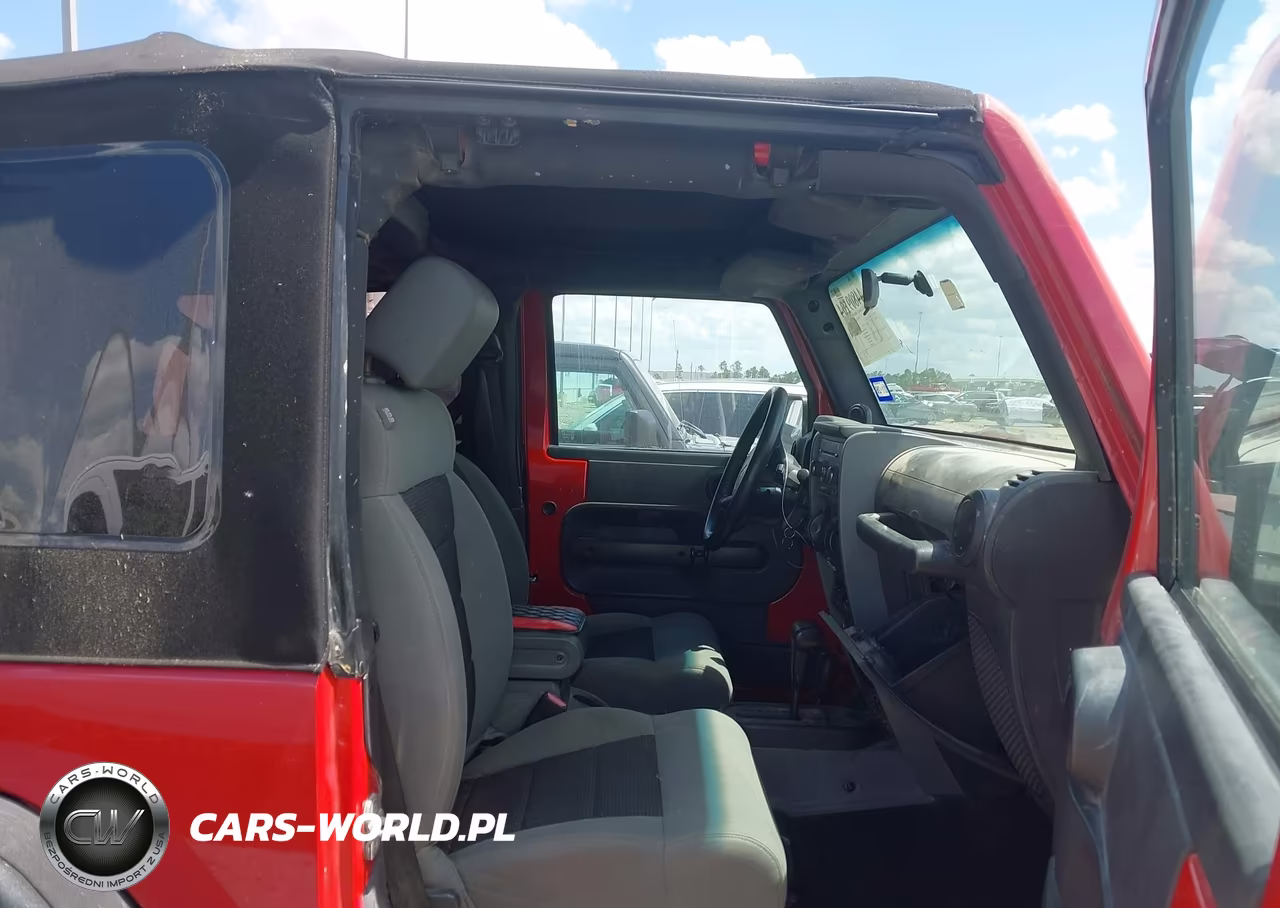 2010 Jeep Wrangler Sport VIN:1J4GA2D18AL130225 - 5