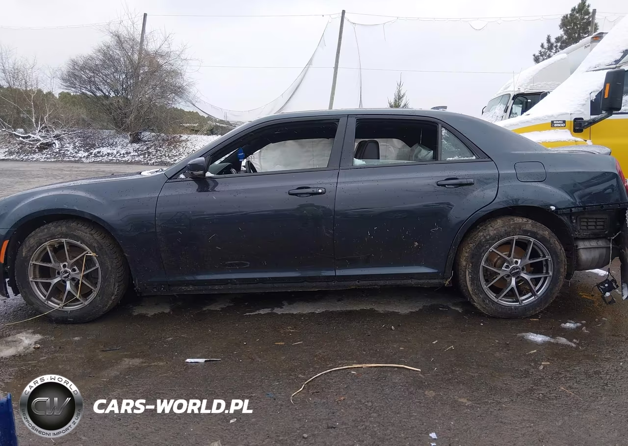 2016 Chrysler 300 VIN:2C3CCABT3GH287300 - 15