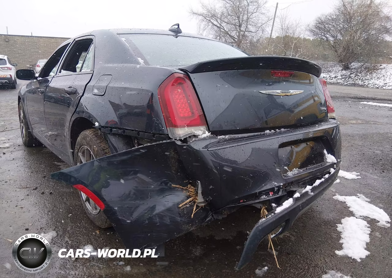 2016 Chrysler 300 VIN:2C3CCABT3GH287300 - 6