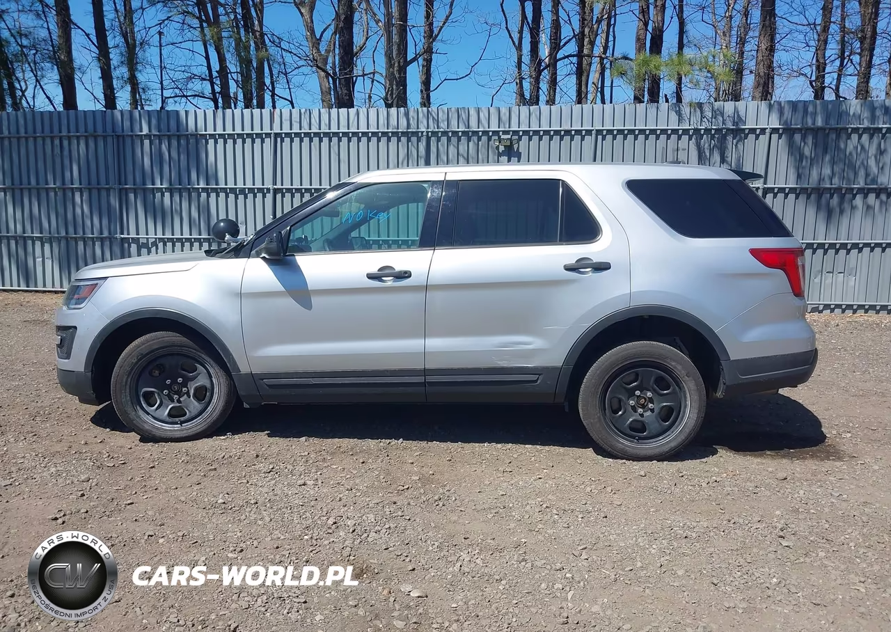 2019 Ford Explorer Police Interceptor VIN:1FM5K8AR9KGB46219 - 14