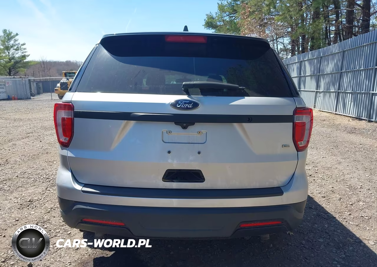 2019 Ford Explorer Police Interceptor VIN:1FM5K8AR9KGB46219 - 16