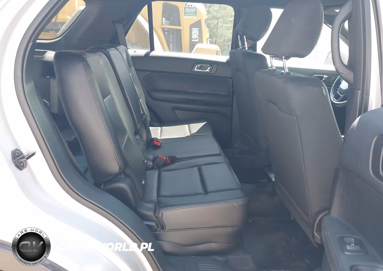 2019 Ford Explorer Police Interceptor VIN:1FM5K8AR9KGB46219 - 8