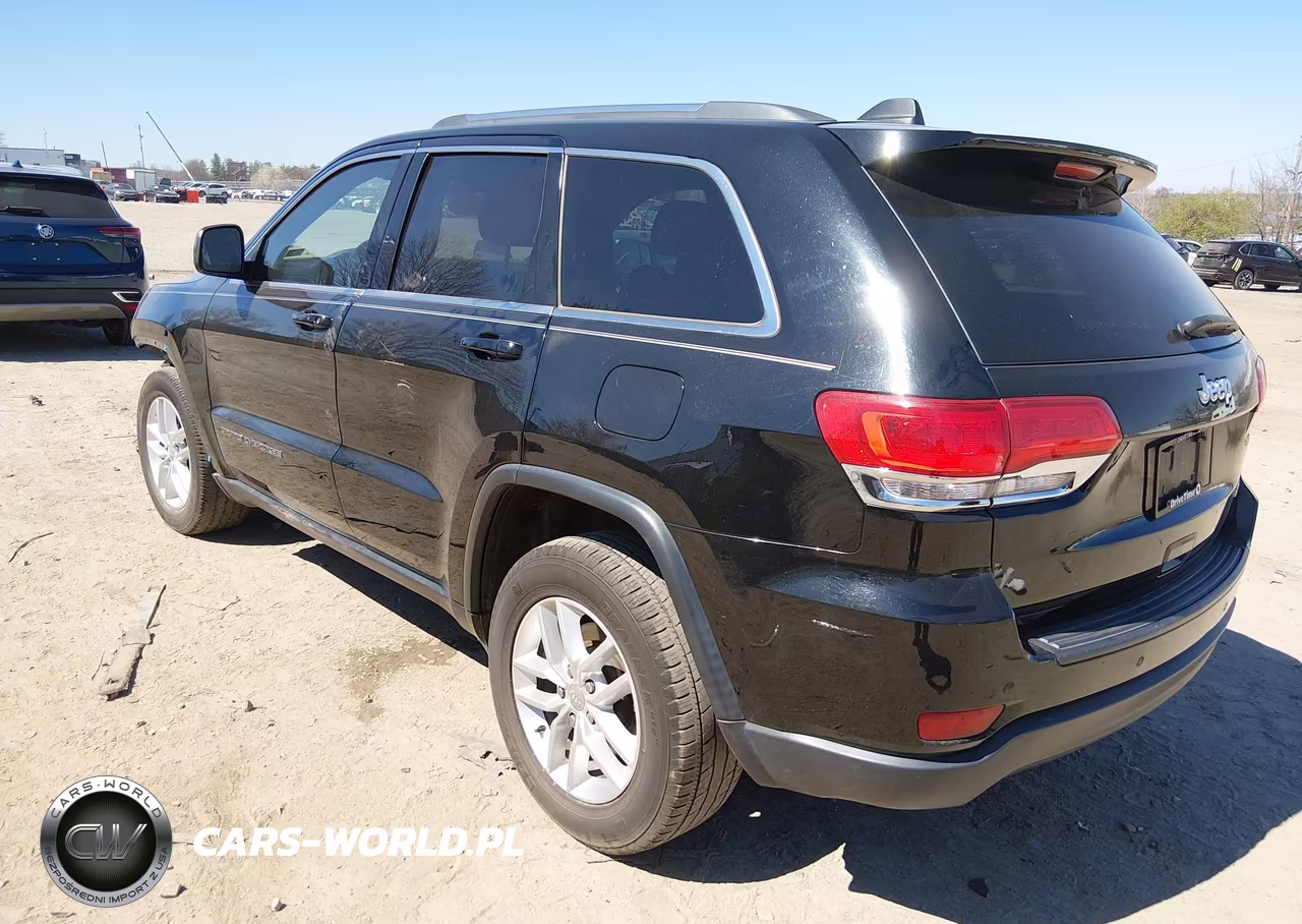 2018 Jeep Grand Cherokee Laredo E 4X2 VIN:1C4RJEAG2JC168493 - 3