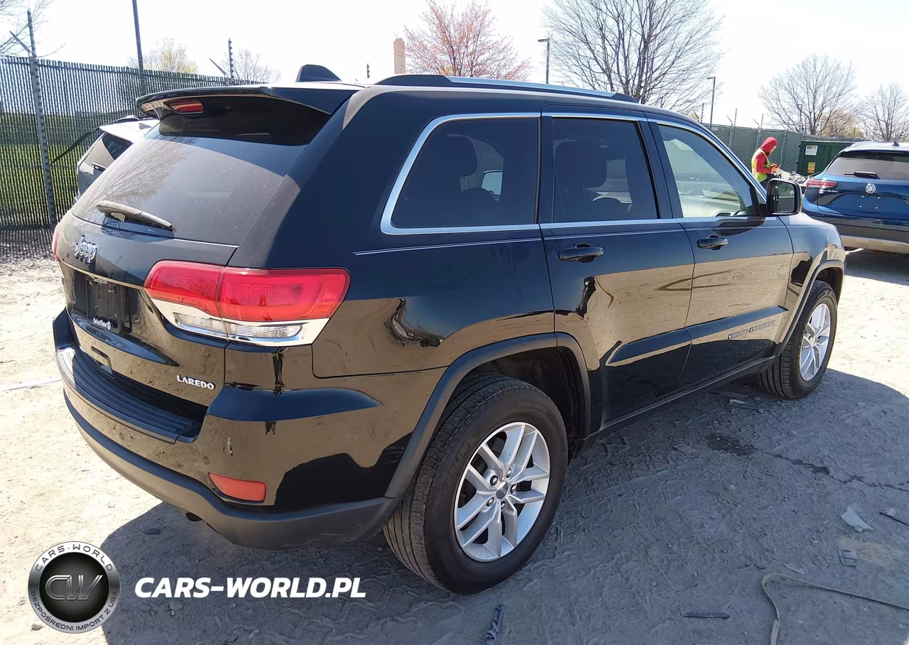 2018 Jeep Grand Cherokee Laredo E 4X2 VIN:1C4RJEAG2JC168493 - 4