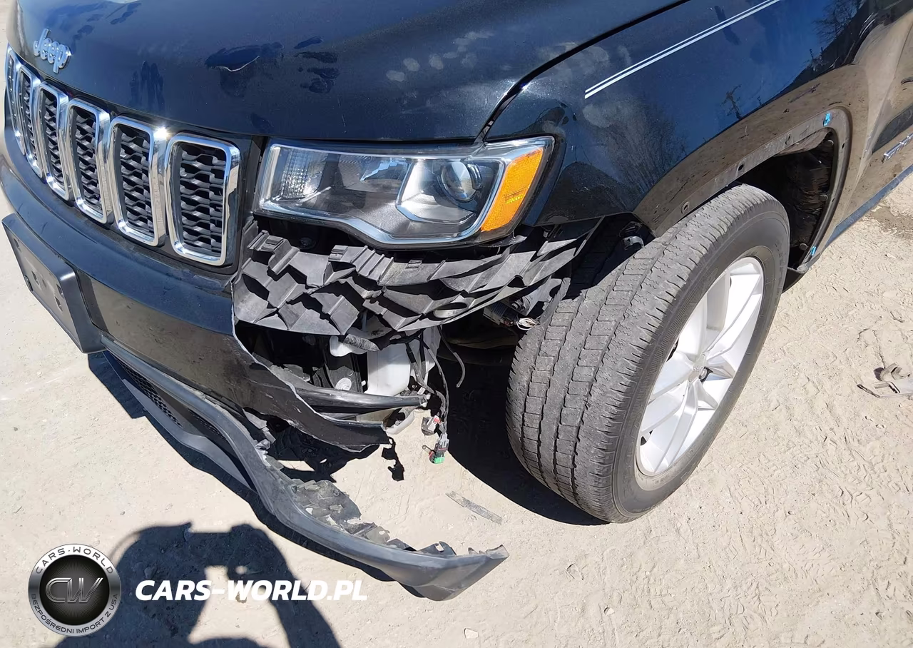 2018 Jeep Grand Cherokee Laredo E 4X2 VIN:1C4RJEAG2JC168493 - 6