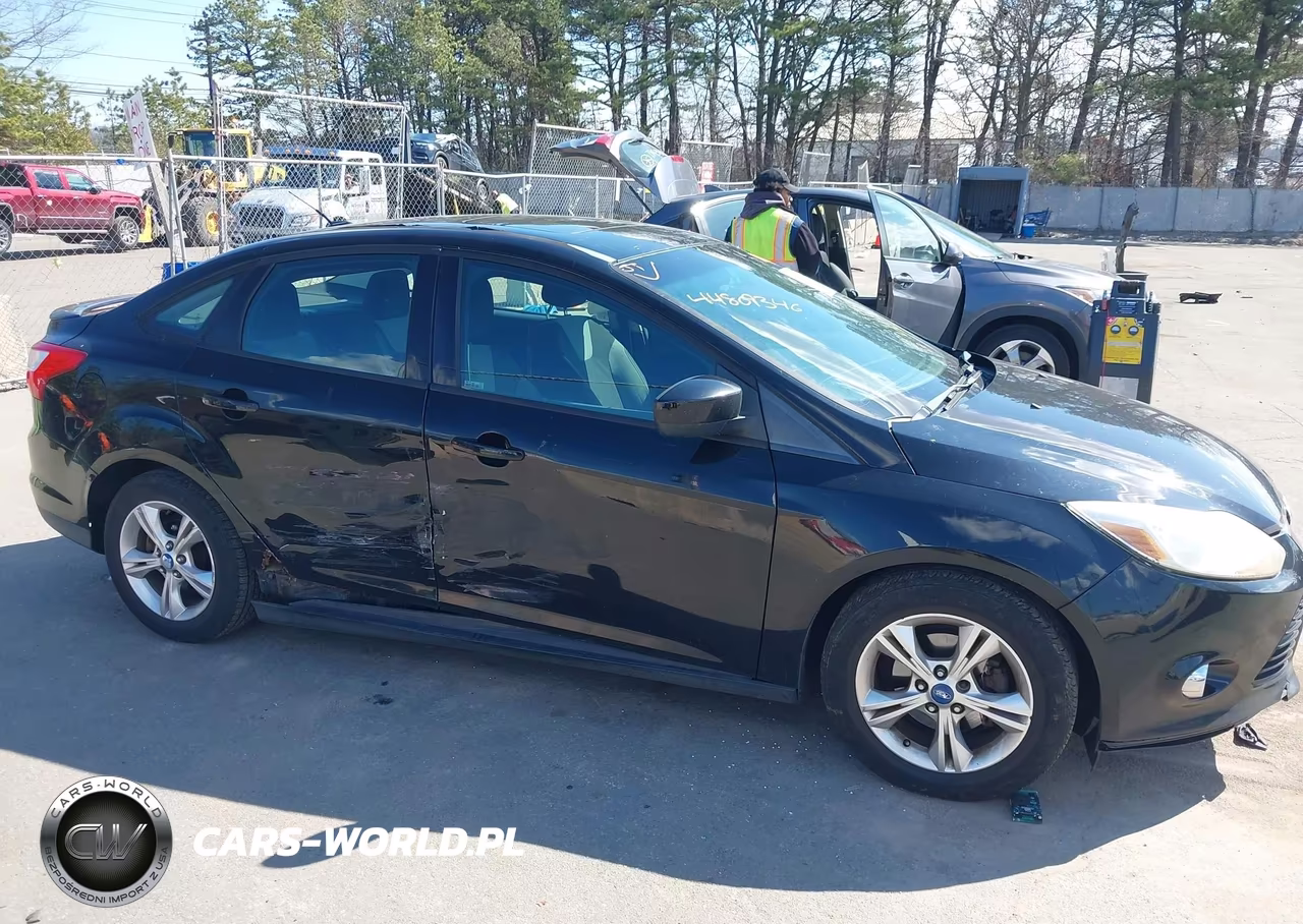 2012 Ford Focus Se VIN:1FAHP3F28CL213490 - 6