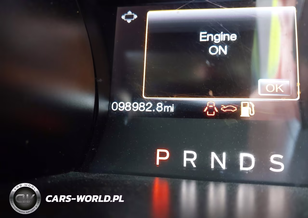 2016 Ford Mustang V6 VIN:1FA6P8AM1G5255474 - 16