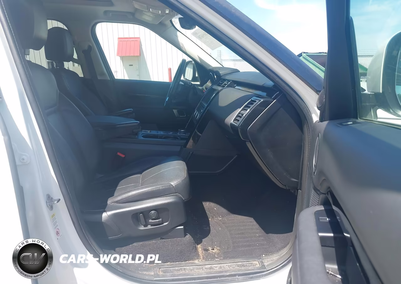 2019 Land Rover Discovery Se VIN:SALRG2RV6K2413098 - 5