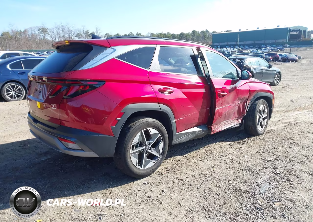 2025 Hyundai Tucson Sel VIN:5NMJBCDEXSH501549 - 4