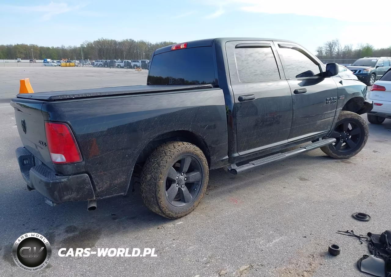 2018 Ram 1500 Express 4X4 5'7 Box VIN:1C6RR7KT5JS295977 - 4