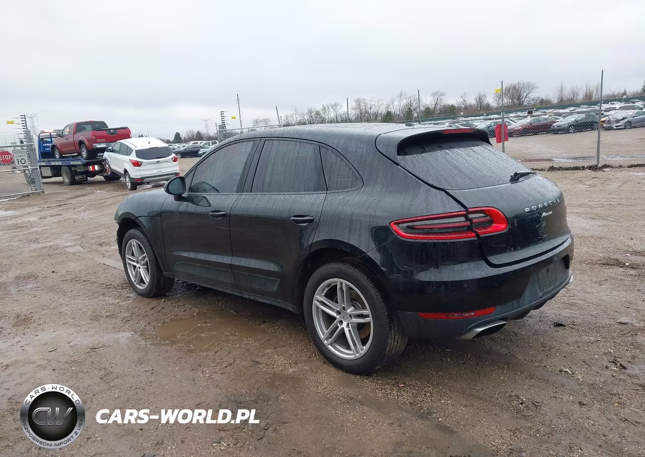 2017 Porsche Macan VIN:WP1AA2A54HLB01011 - 3