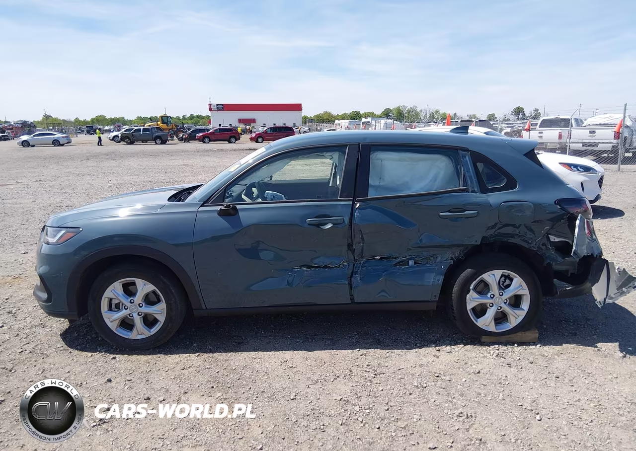 2025 Honda Hr-V Awd Lx VIN:3CZRZ2H37SM702902 - 14