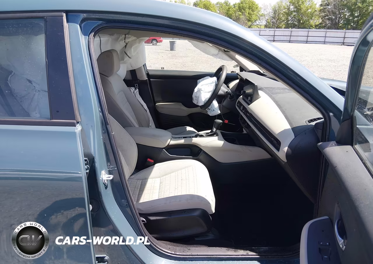 2025 Honda Hr-V Awd Lx VIN:3CZRZ2H37SM702902 - 5